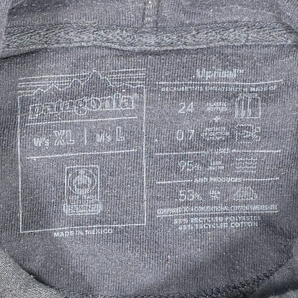 Patagonia Mens L Uprisal Hoodie Navy Blue Fitz Roy Logo Pullover Sweatshirt